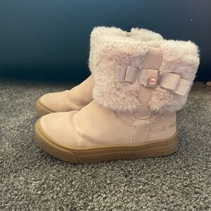 NINE WEST GIRL BOOTS SIZE 10 light pink PERFECT Holiday Boot 🎄